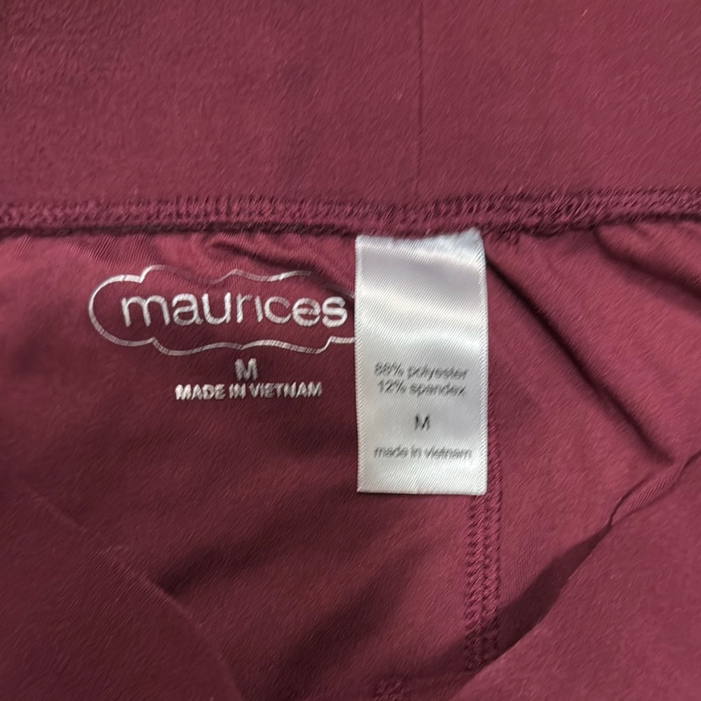 Womens medium Maurice’s Maroon Leggings - Picture 2 of 5